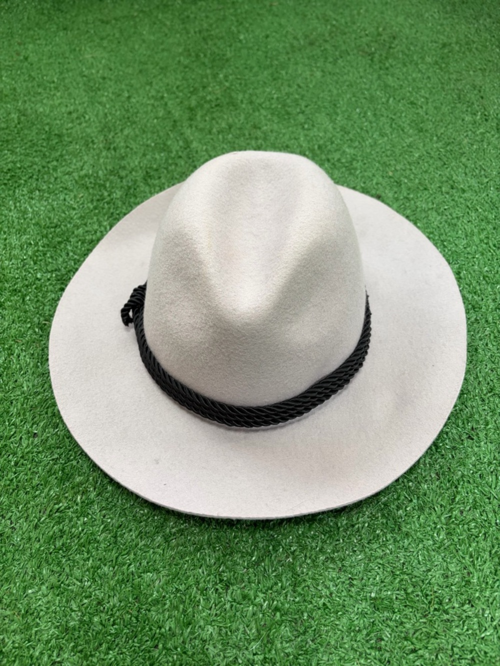 Women's Wide Brim Felt Fedora Hat with Black Rope Band - Lilac